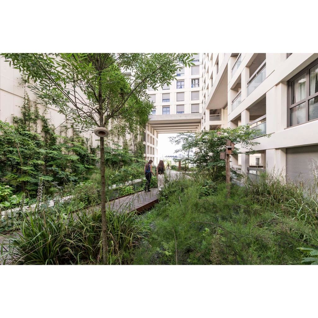 MG 9377B 1 copie copie