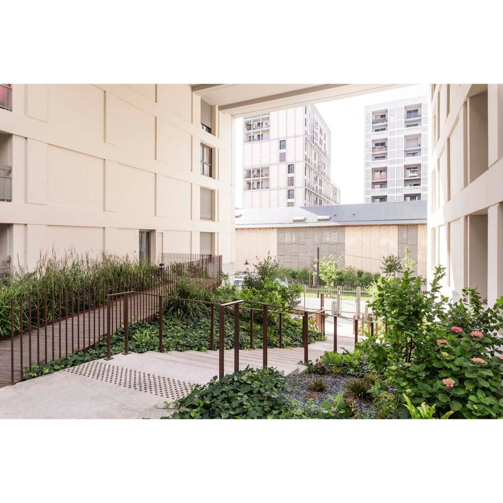 MG 9384B 1 copie copie