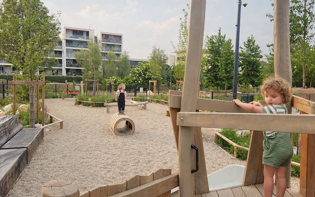 Aire de jeux des petits Aire de jeux des petits